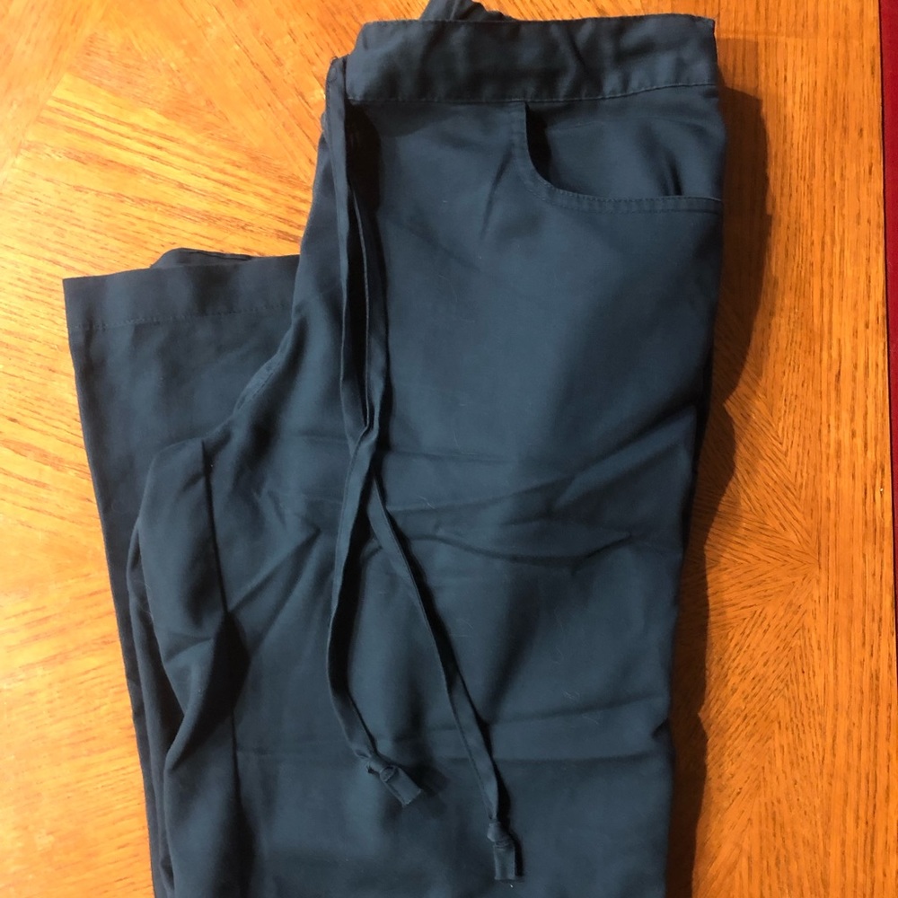 Beautiful, comfy, teal Greys Anatomy scrub pants, size S!